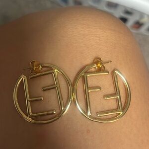 Gold fendi earrings on 18k gold plated !